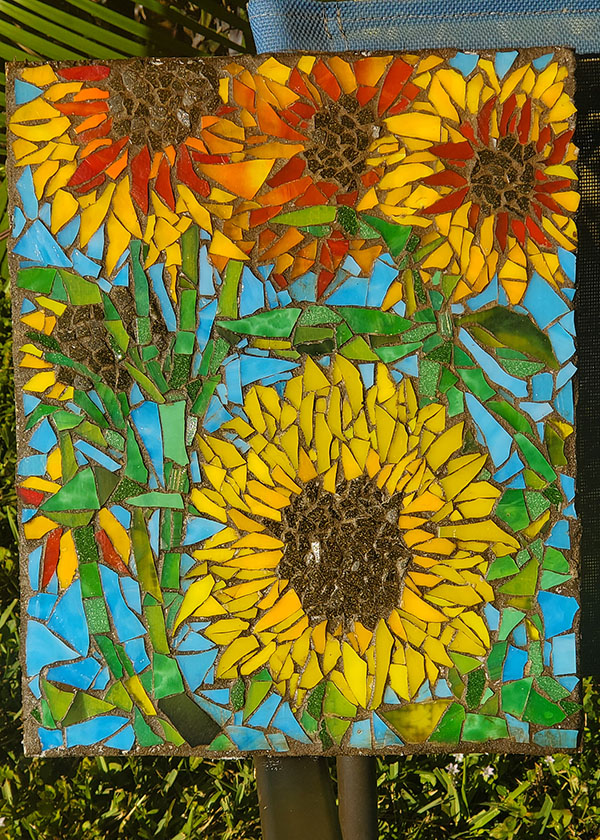 mosaic-sunflowers-kh-dark-grout | How To Mosaic Blog