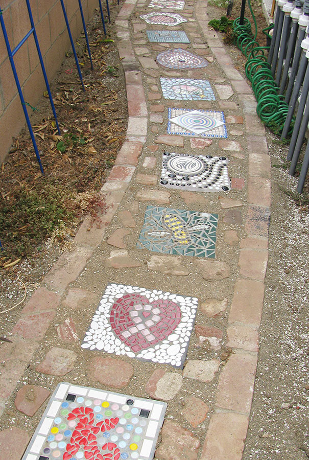 Mosaic Concrete Pavers / Mosaic Stepping Stones