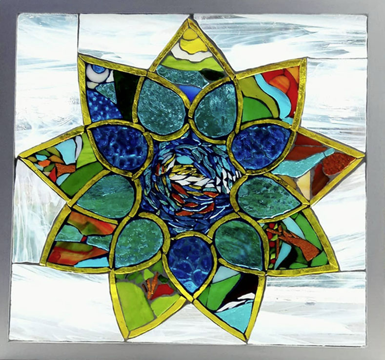 Mosaic Glass Windows Examples--Art  Mosaic art, Glass mosaic art, Mosaic  animals