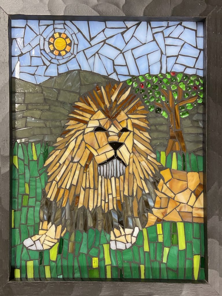 mosaic-lion-in-the-sun