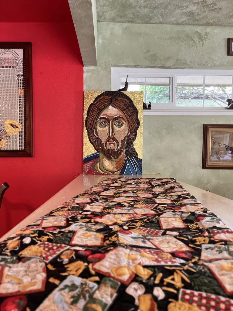 mosaic-icon-christ-distance