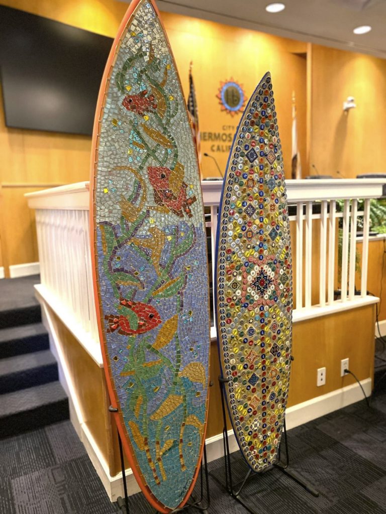 mosaic-surfboard-hermosaic-beach-alt