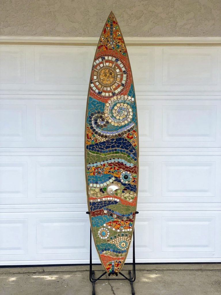 mosaic-surfboard-the-fortune-teller