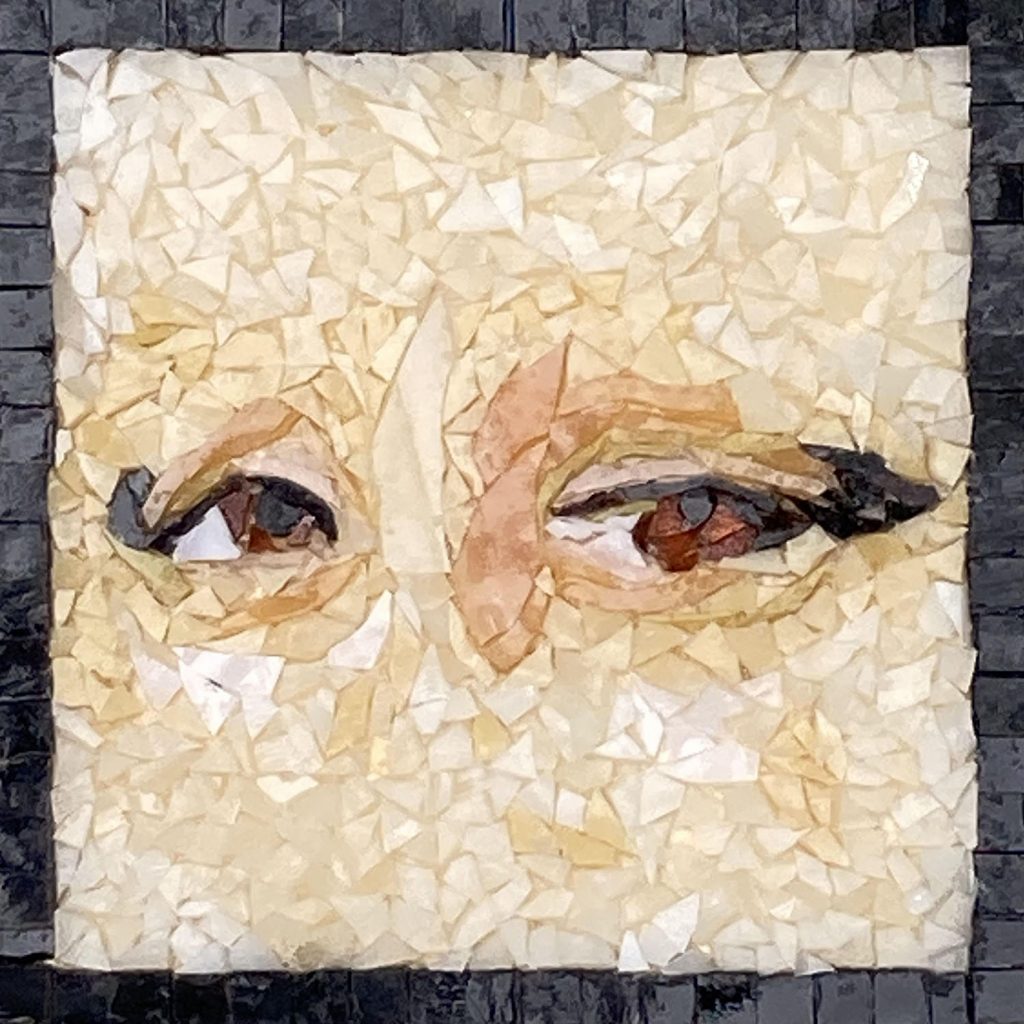 mosaic-eyes-lisa-sunshine