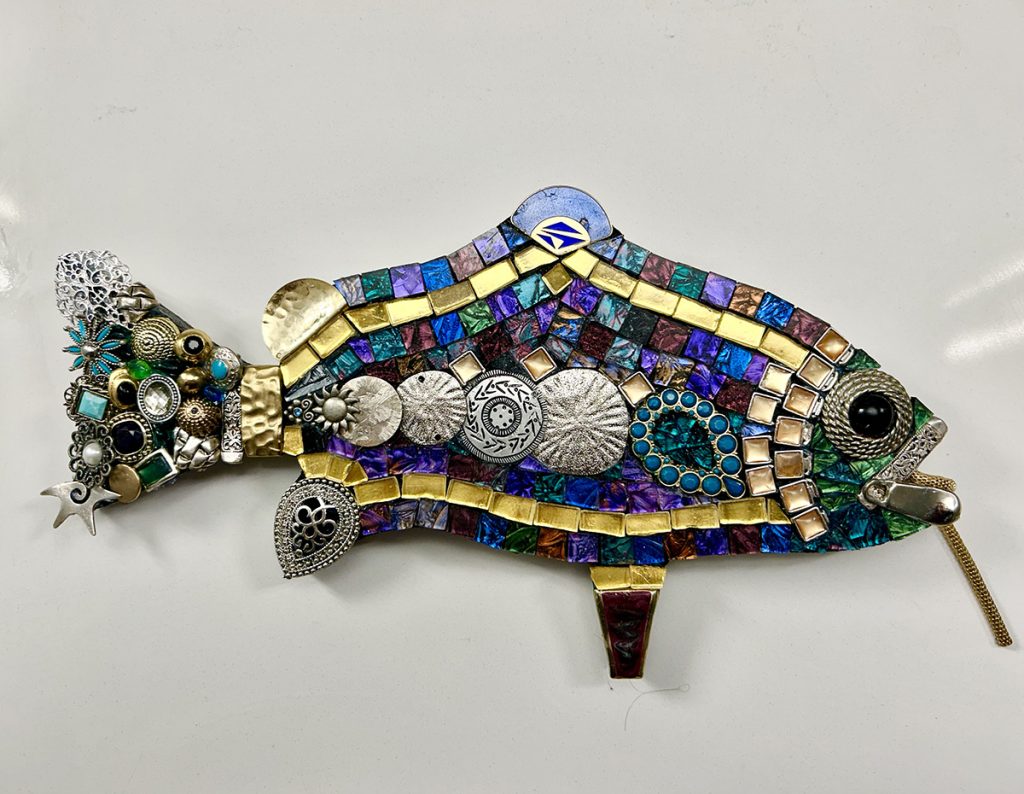 mosaic-sculpture-fish-3-dstern