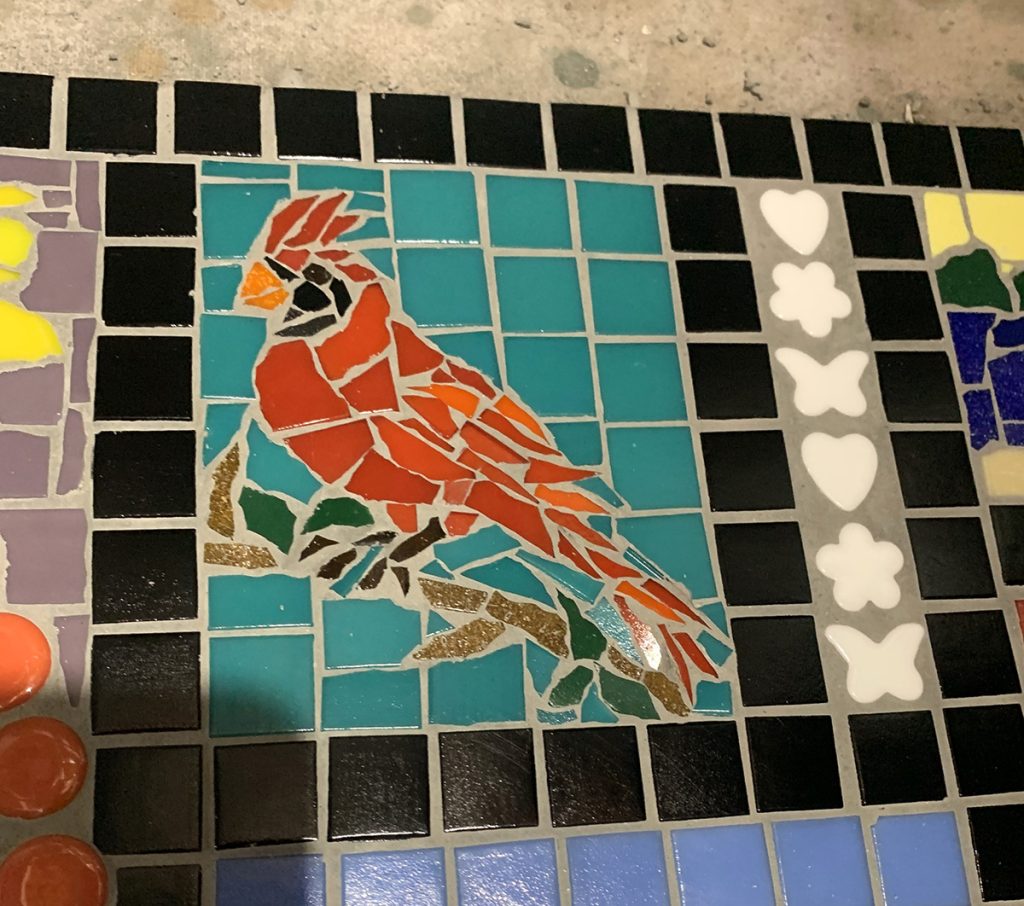 mosaic-shower-insert-detail-cardinal